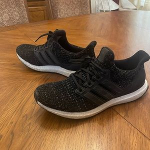 UltraBoost 4.0 'Black White Speckle'